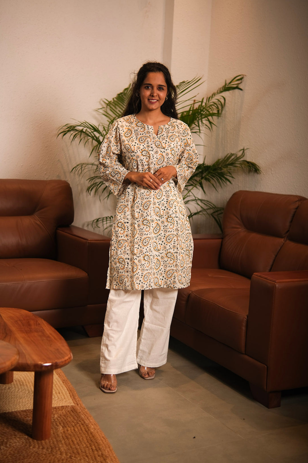 Ravina Kurta Pant (Material)