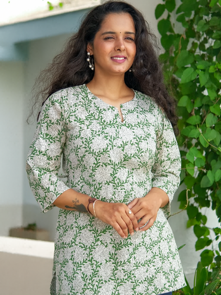 niya short kurti