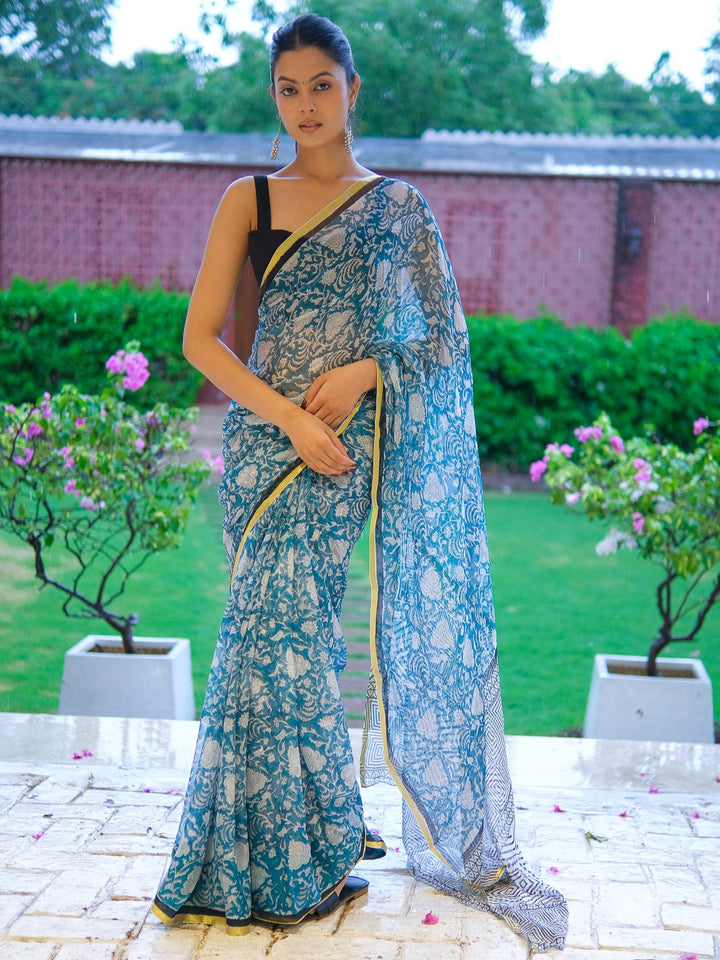 neeti saree
