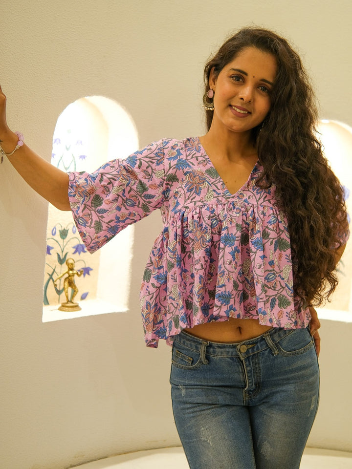 Nidhi crop top