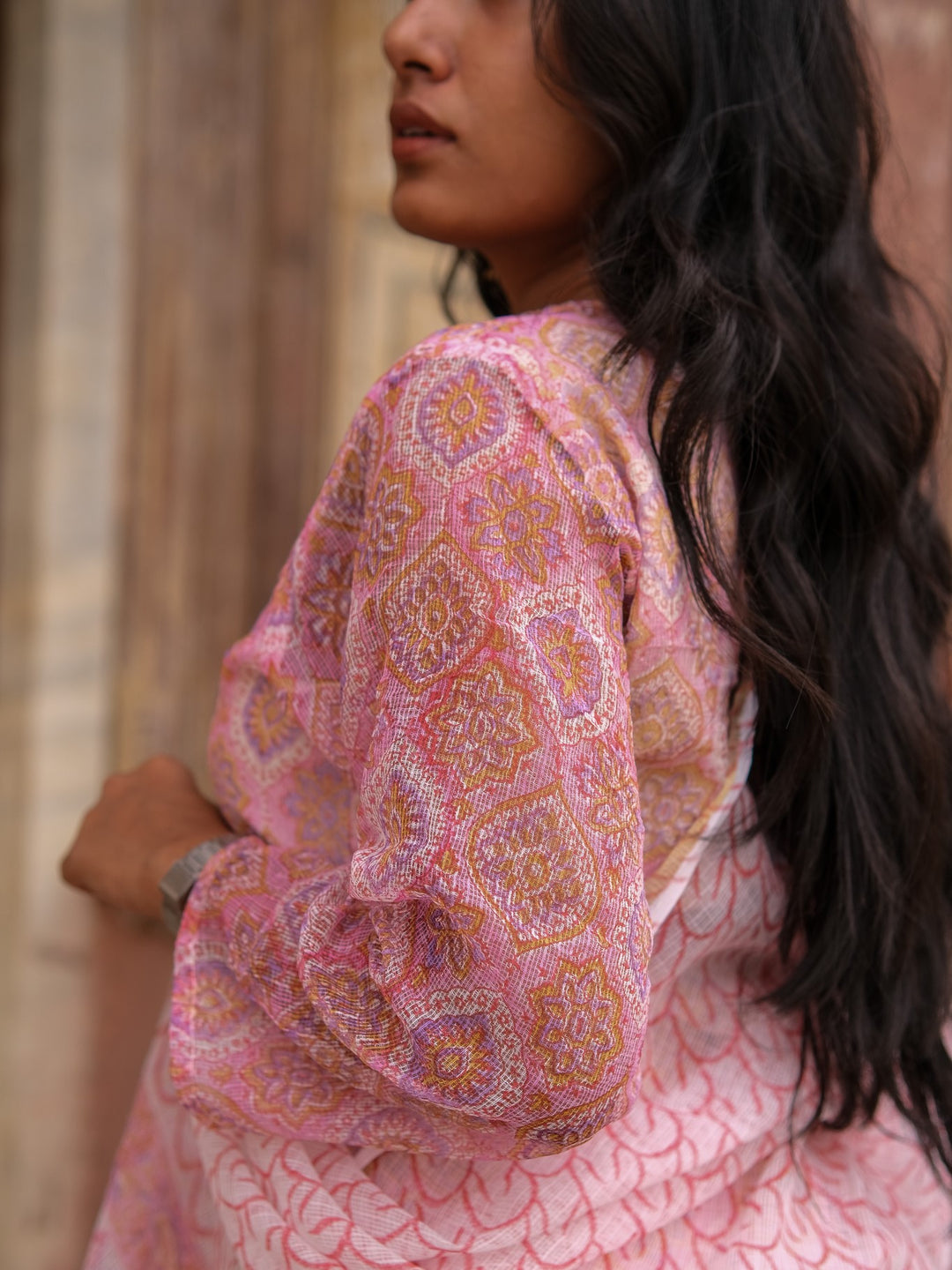 latika  suit set