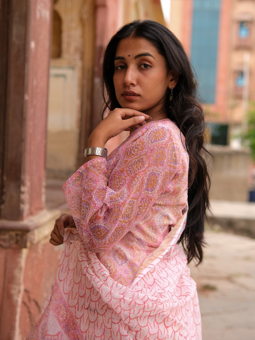 latika  suit set
