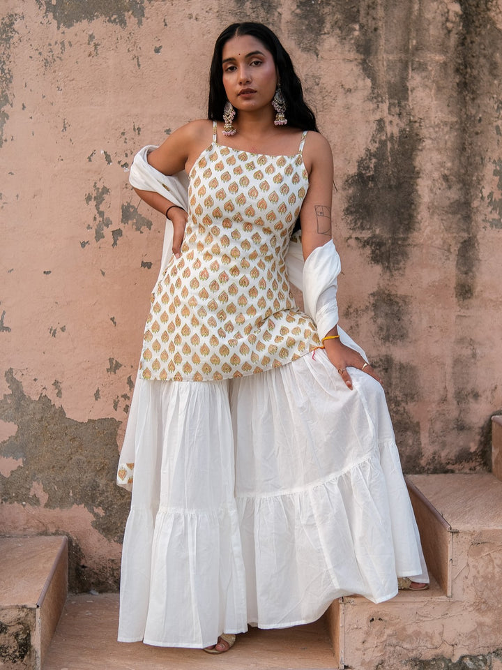 shikha kurta plazo set