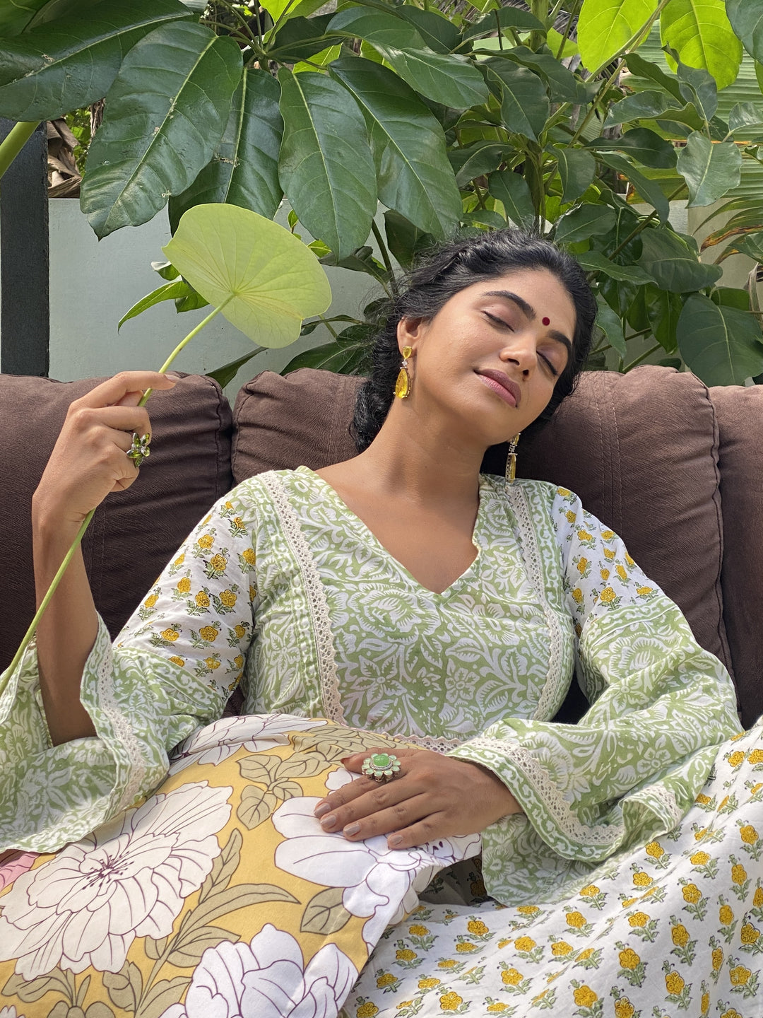 anumati kurta plazo set