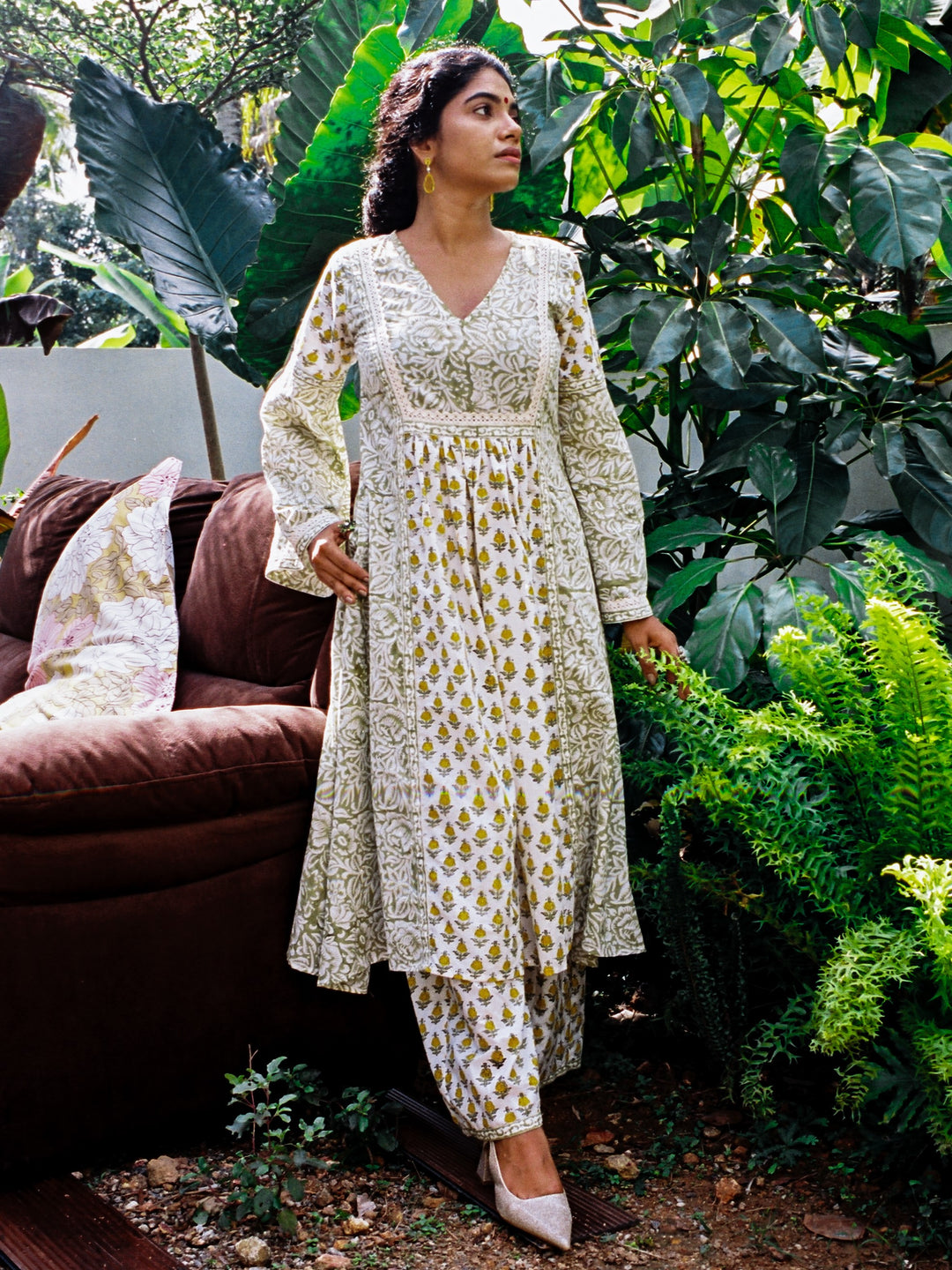 anumati kurta plazo set