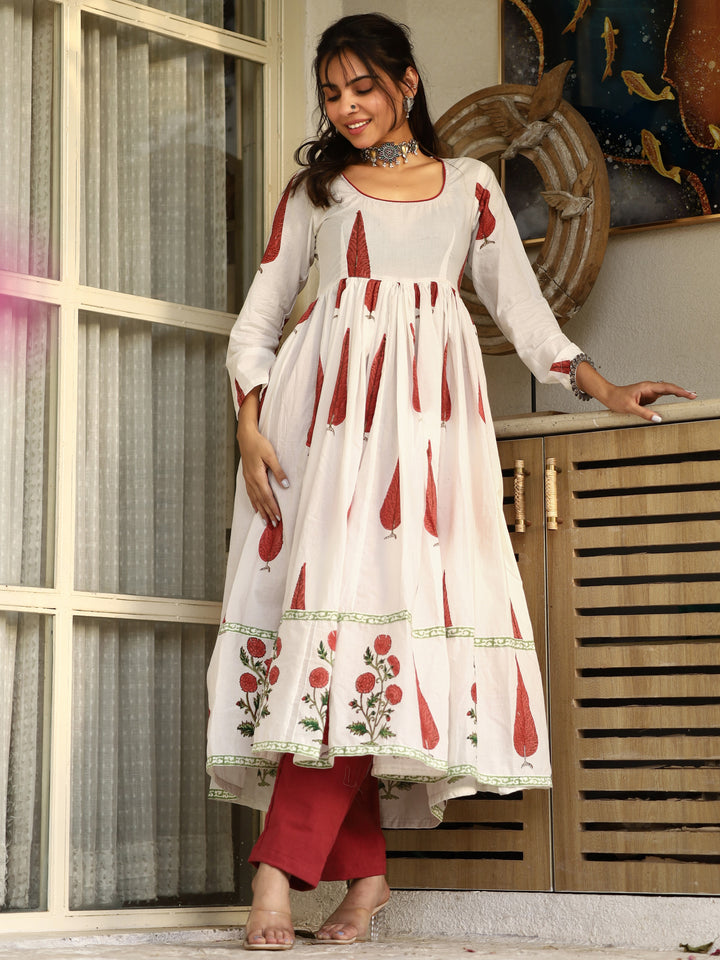 Ishita anarkali suit