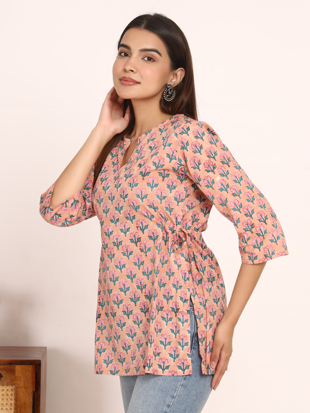 niya short kurti